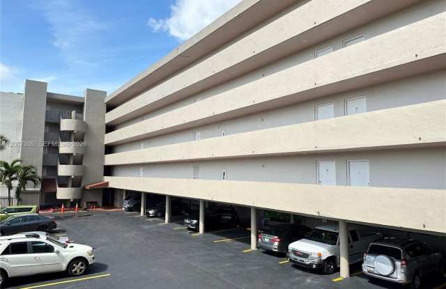 802 NW 87th Ave photos photos