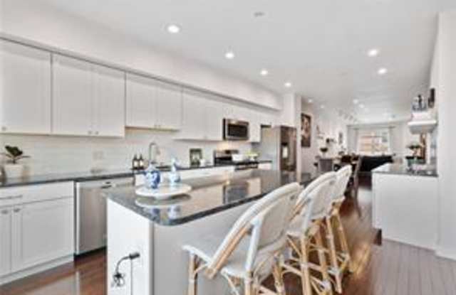 4059 Saint Johns Way photos photos