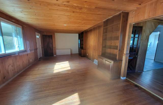 7950 RODGERS ROAD Gallery 4