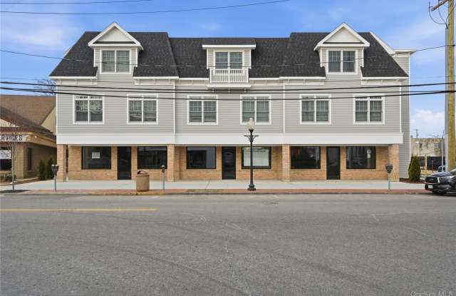 180 Deer Park Avenue photos photos