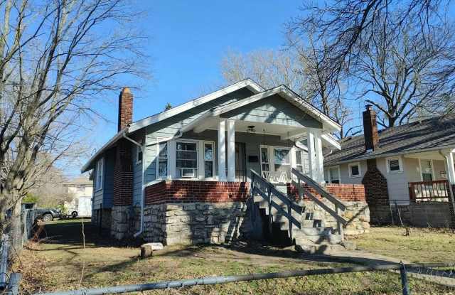 2 Bedroom in Kansas City, MO near the Plaza!! photos photos