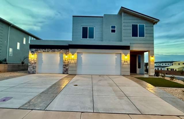 Beautiful Home in Desert Canyons Neighborhood photos photos