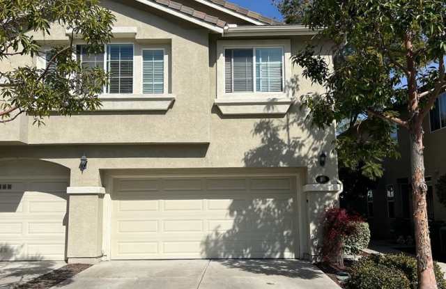 Eastlake Beauty 3 bedroom, 2.5 Bath photos photos