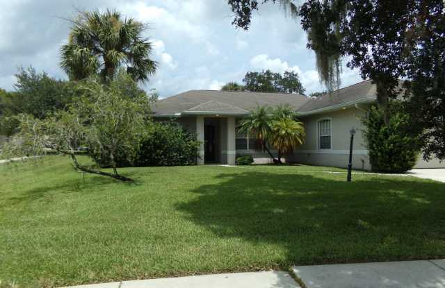 464 Brown Avenue - 464 Brown Avenue, Melbourne, FL 32901