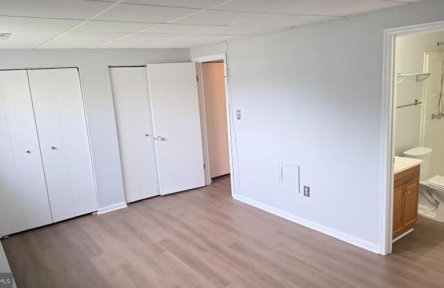 2 BARBERRY Court Gallery 3