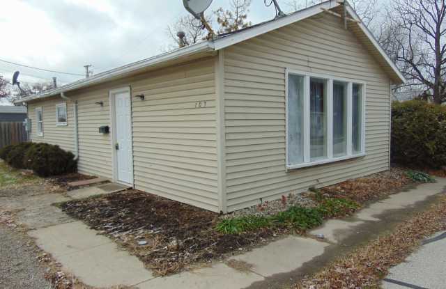 107 Peabody Ave photos photos