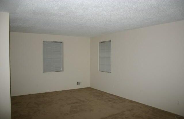 3706 Lexington Drive Gallery 2