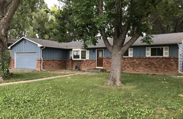 Spacious 3 Bed 2 Bath House Near CSU Campus! photos photos