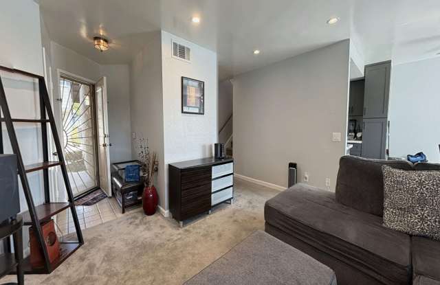 PRICE REDUCTION! 831 Carlton Privado Ontario 2 Bedroom 2.5 Bath Condo Available 4/1/2026 photos photos