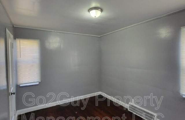 16571 Lauder Gallery 3