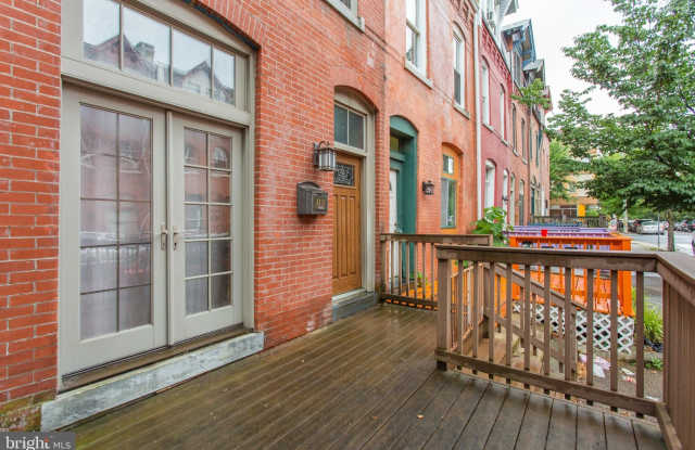 4436 SANSOM STREET Gallery 3