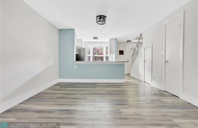 1861 NE 15 - 1861 Northeast 15th Avenue, Fort Lauderdale, FL 33305