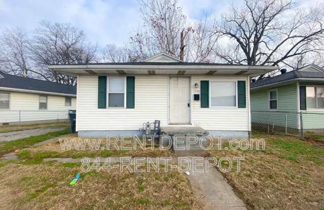 1540 SE Riverside Dr photos photos