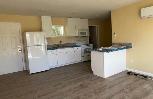 1676 5th Avenue - B - 1676 5th Avenue, Olivehurst, CA 95961