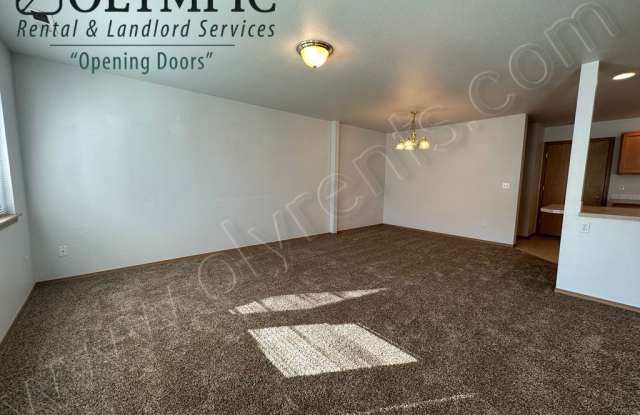 4866 43rd Ln SE Gallery 4