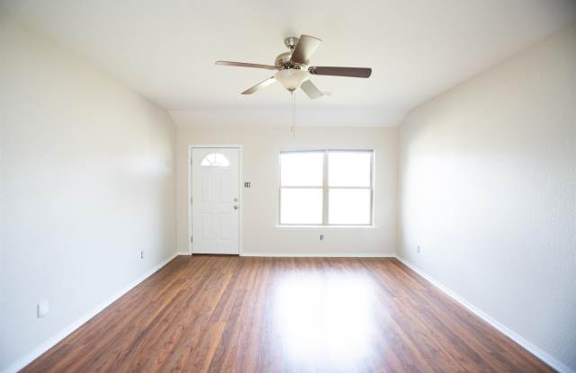 2096 Fern Valley Drive Gallery 2