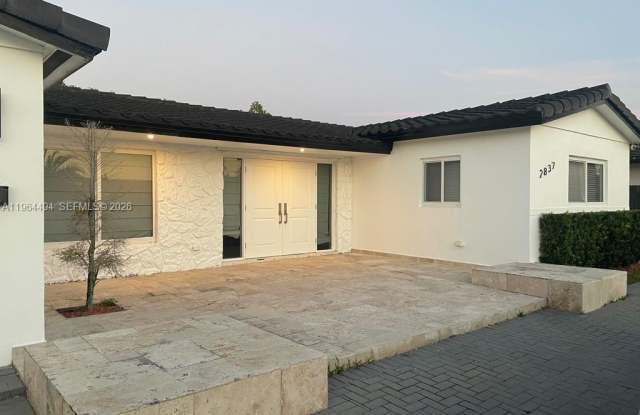 2837 SW 126th Ave photos photos