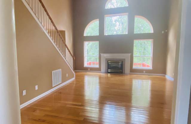 116 Holt Branch Ct Gallery 2