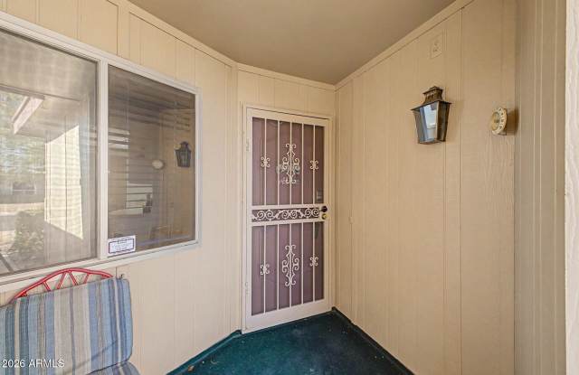 10880 W EMERALD Drive Gallery 3