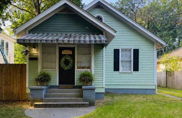 Charming 4-Bedroom Cottage Near Government Street – Classic Baton Rouge Charact photos photos Charming 4-Bedroom Cottage Near Government Street – Classic Baton Rouge Charact photos photos