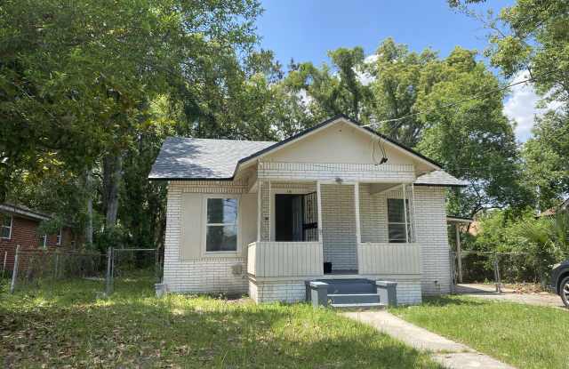 739 Escambia St - 739 Escambia Street, Jacksonville, FL 32208