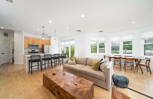 1200 GRAND ST photos photos
