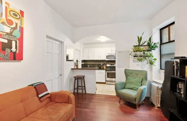 154 South 3rd HDFC Gallery 2