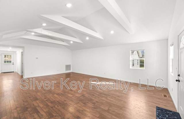 522 Church Street Gallery 4