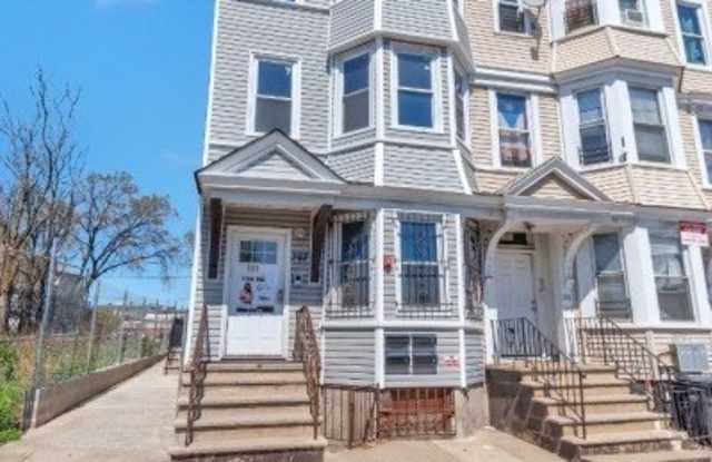 383 Central Ave photos photos