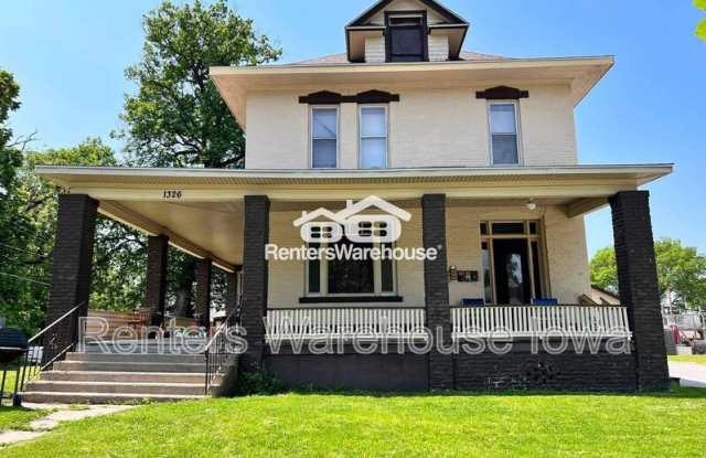 1326 E 9th St photos photos