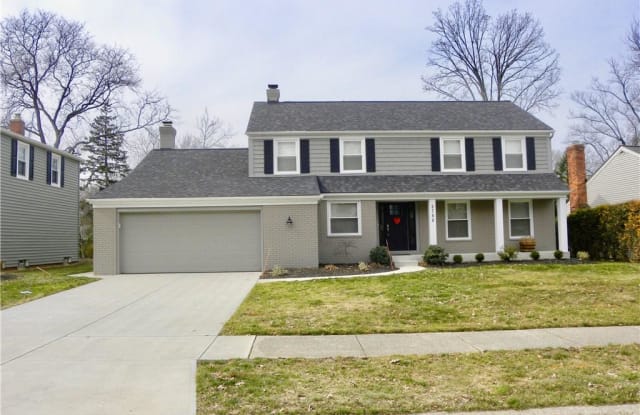 2788 Kingsbury Dr - 2788 Kingsbury Drive, Rocky River, OH 44116