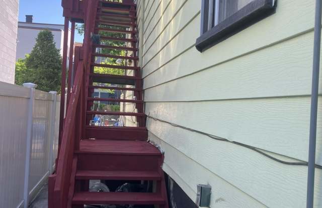 57 SILVER ST Gallery 2
