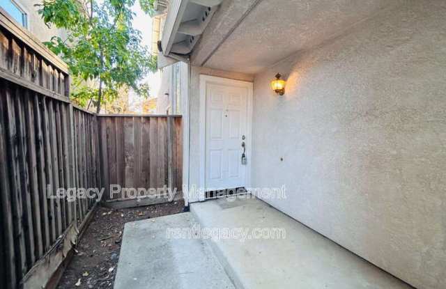 1505 Ballad Ct Gallery 2