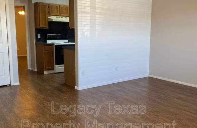 1409 W Kilpatrick Ct Apt D Gallery 3