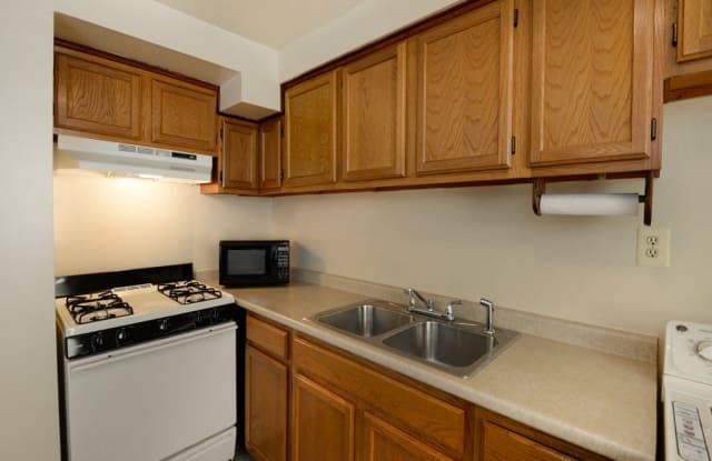 Yorktowne Townhomes Gallery 2