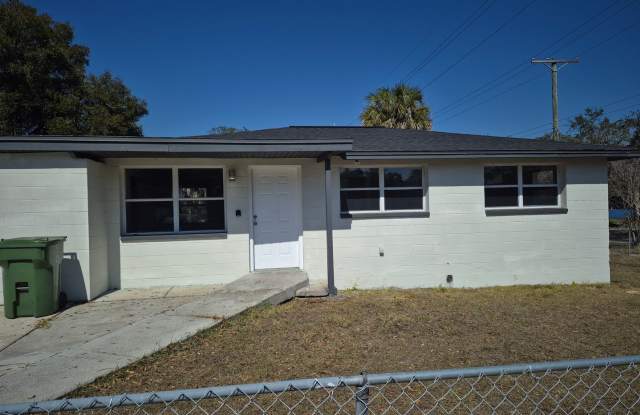Fully Renovated 3BR Across from Fair Oaks Park | Fenced Yard photos photos