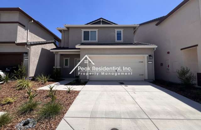 Brand New 3bd/2.5a Lincoln Home With Loft-Must See! photos photos