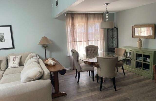 2046 Pinecone Court Gallery 2