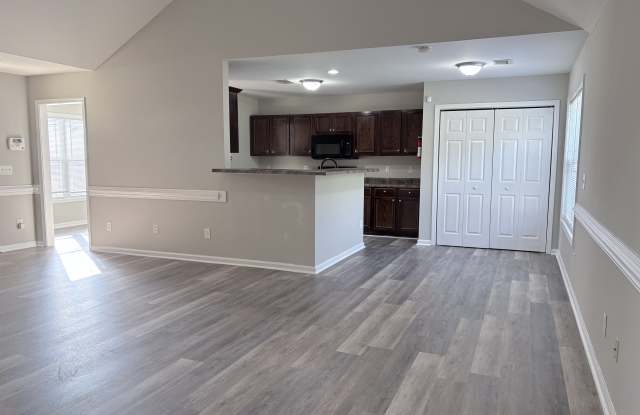 843 Mollhoff Court Gallery 4
