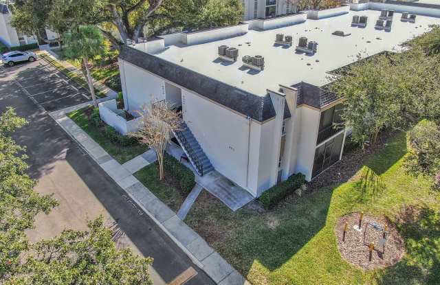 Great Brandon Location! Gallery 4