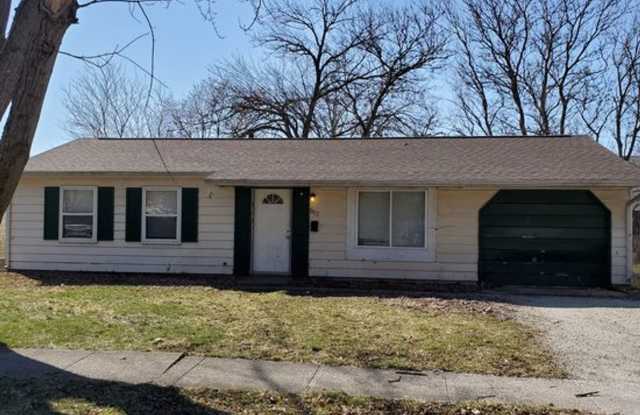 Recently updated 4 bedroom, 1 bath single family home in Urbana coming soon! photos photos