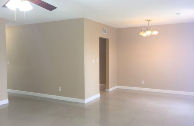 705 NE 46 Court Gallery 3