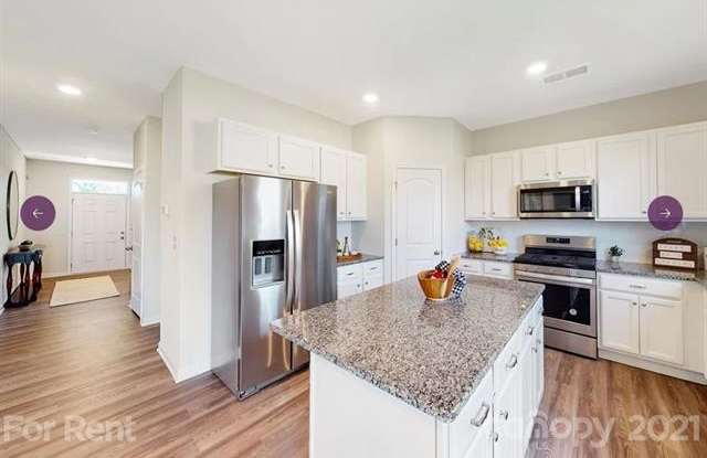 3030 weddington pointe Drive Gallery 4