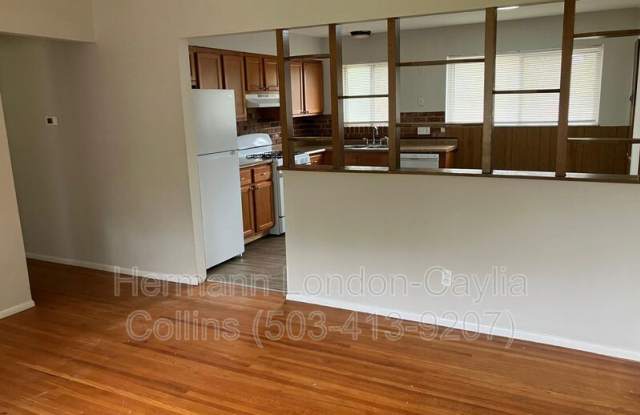 9609 Dromore Court Gallery 4