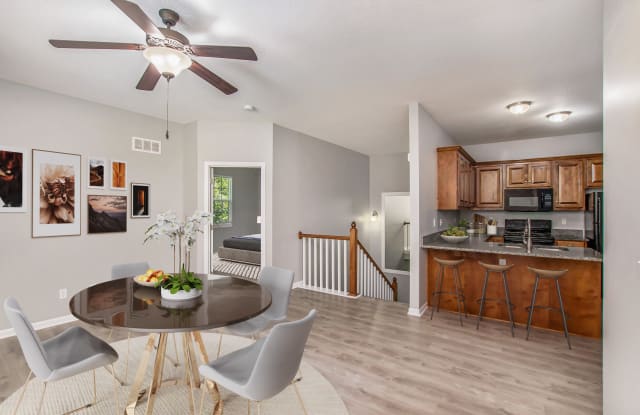 8321 N Nodaway Ave photos photos