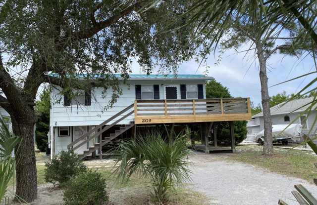 209 S Vestavia Street - 209 South Vestavia Street, Panama City Beach, FL 32413