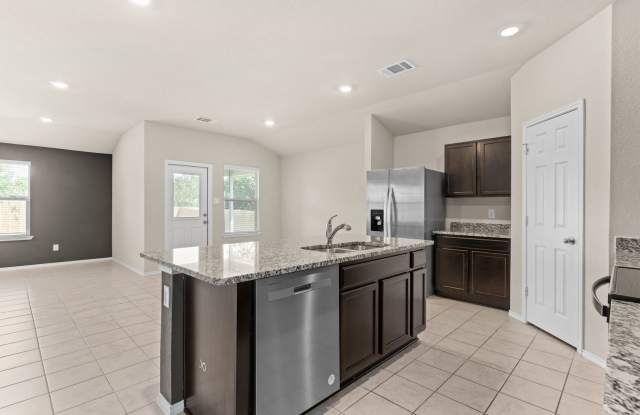 4906 Karen Green Dr. Gallery 3