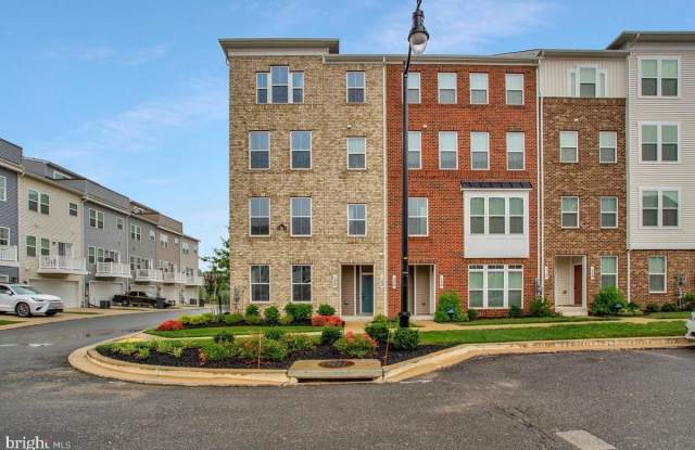 232 MATISSE PLACE photos photos