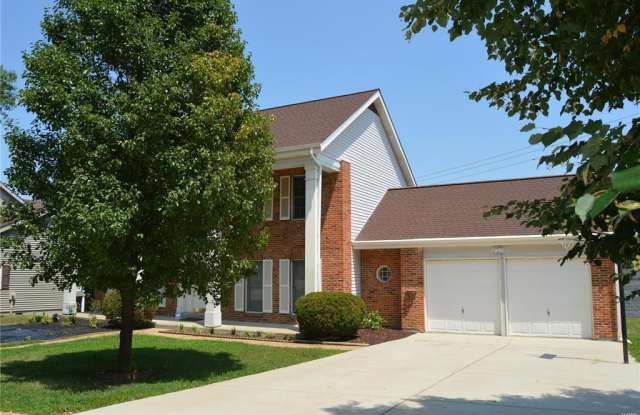 806 Henry Manor Court Gallery 2