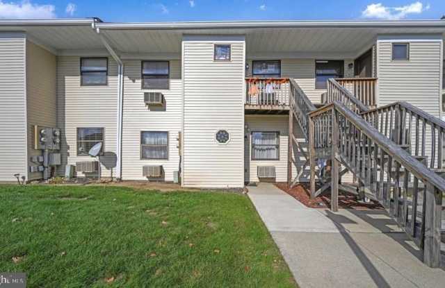 1334-Q WYOMISSING unit: Q photos photos